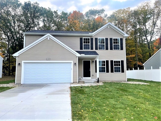 Primary Photo - Beautiful Allen Edwin home in Silver Grass...