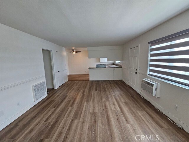 Building Photo - 6081 Lemon Ave