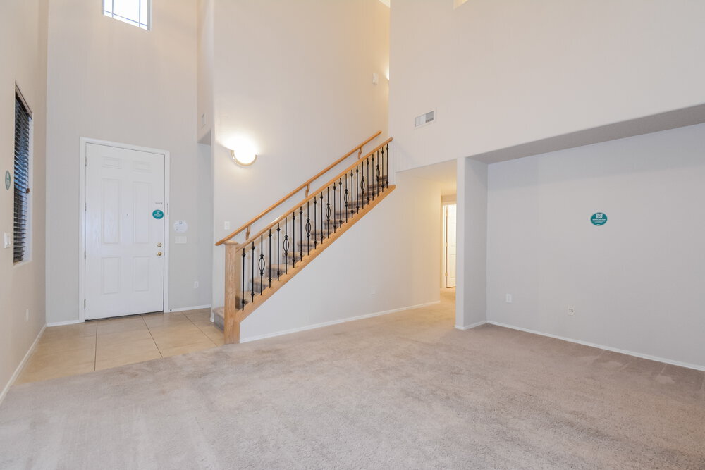 Building Photo - 462 E Calle De Ocaso