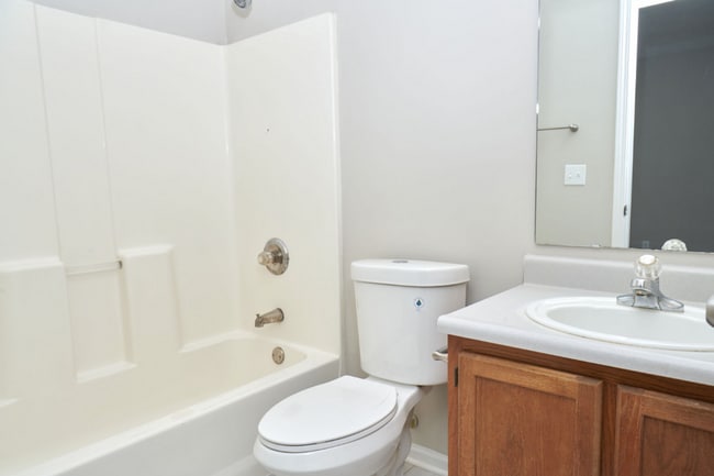 Building Photo - Beautiful Three Bedroom Single Family Home...