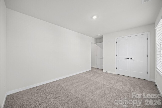 Building Photo - 541 Mahogany Rd