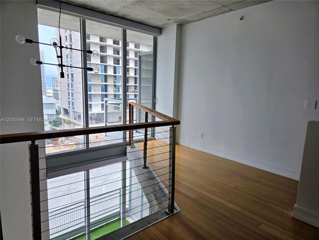 Building Photo - 690 SW 1st Ct