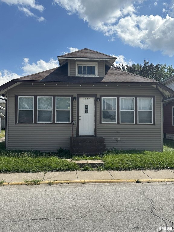 Building Photo - 1124 18th Ave