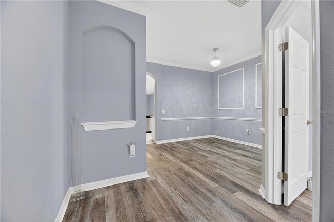 Building Photo - 13123 Kings Crossing Dr