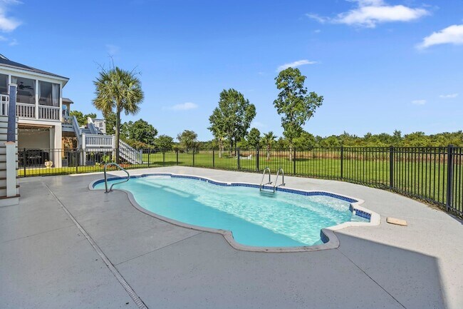 Building Photo - 1733 Indigo Island Dr