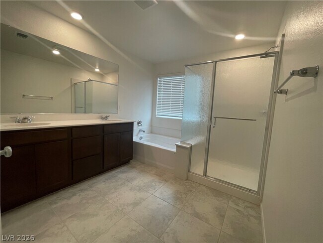 Building Photo - 8739 Beverly Grv Ct