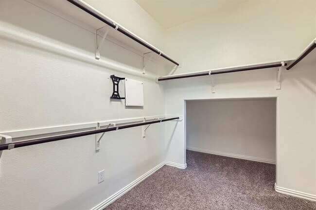 Building Photo - 3061 Agave Loop