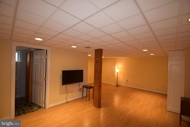 Building Photo - 4610 3rd St S