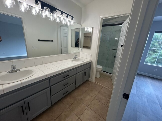 Building Photo - Charming Renovated Home in Vista, CA – Cul...