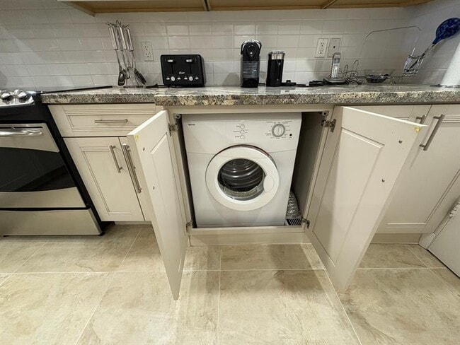 Building Photo - 6000 N Ocean Blvd