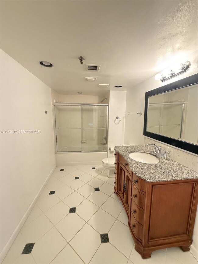 Building Photo - 896 N Federal Hwy