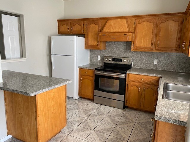 Building Photo - 2712 Melanie Dr