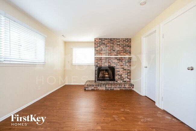 Building Photo - 148 Berkshire Dr