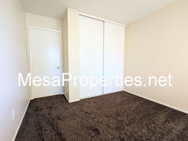 Building Photo - 15635 Desert Springs Dr