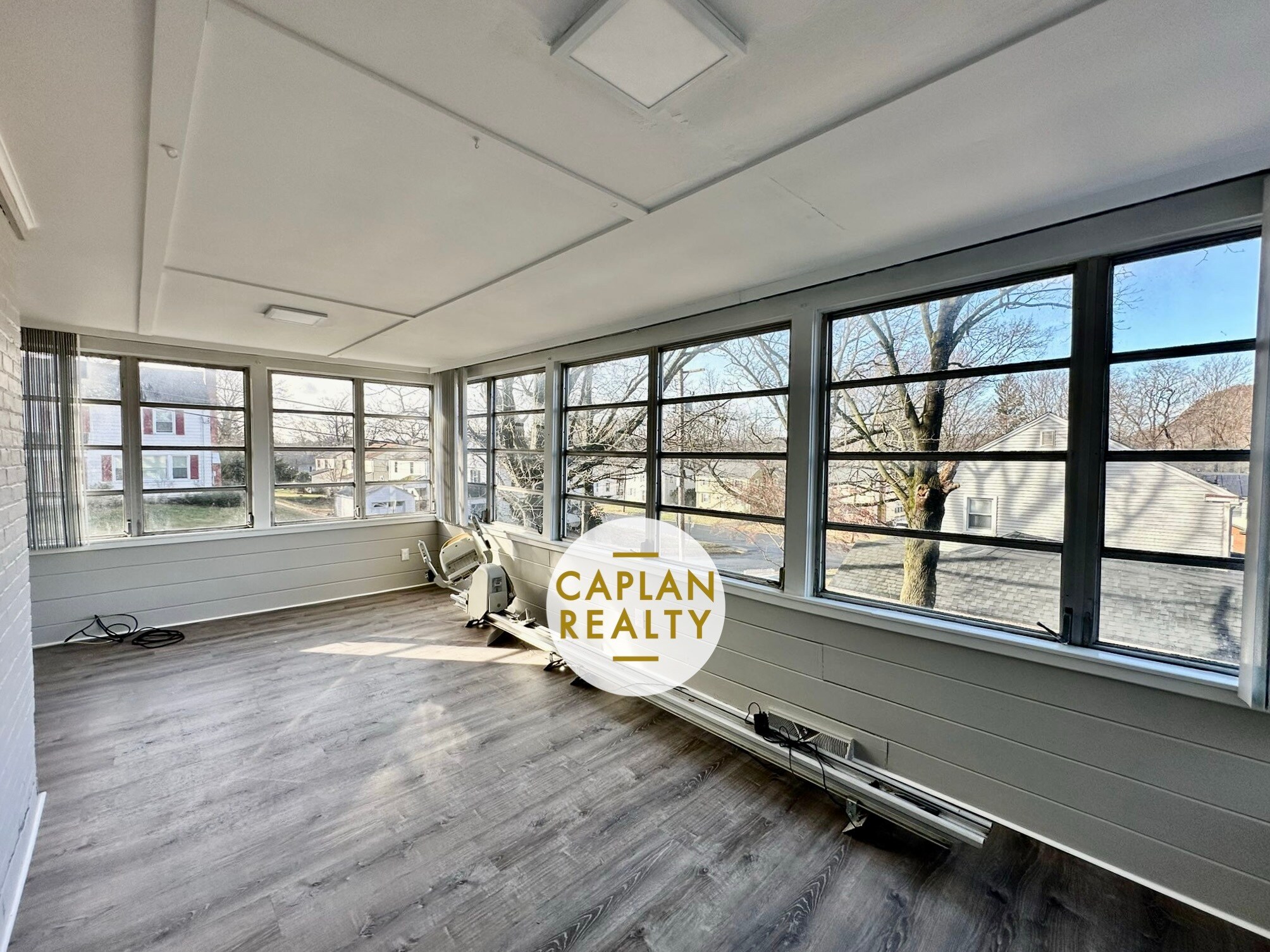 Building Photo - 29 Wellington Rd