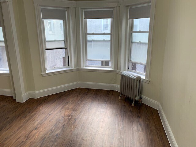 Building Photo - 1192 Boylston St