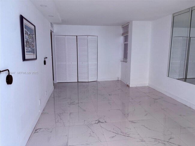 Building Photo - 3180 S Ocean Dr