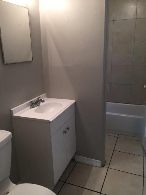 Building Photo - 5216 Palisades Dr