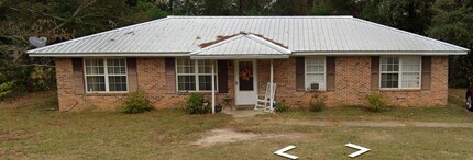 Building Photo - 2705 E Hwy 27