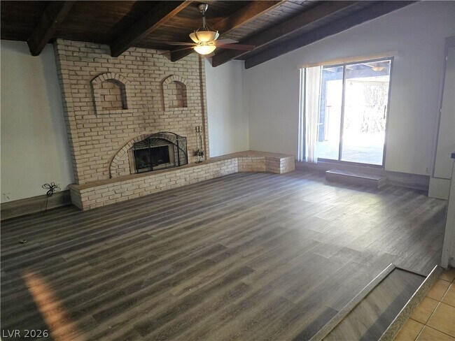 Building Photo - 5805 Trent Ave