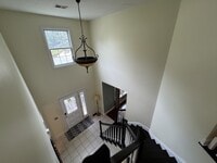 Building Photo - 184 Donna Ave