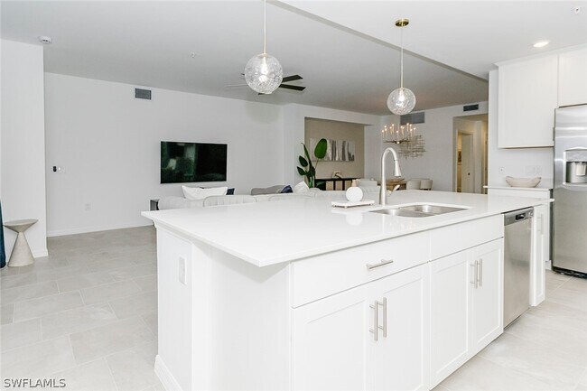 Building Photo - 5661 Melbourne Ct