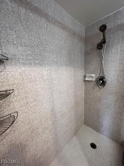 Building Photo - 4803 Triton Ct W