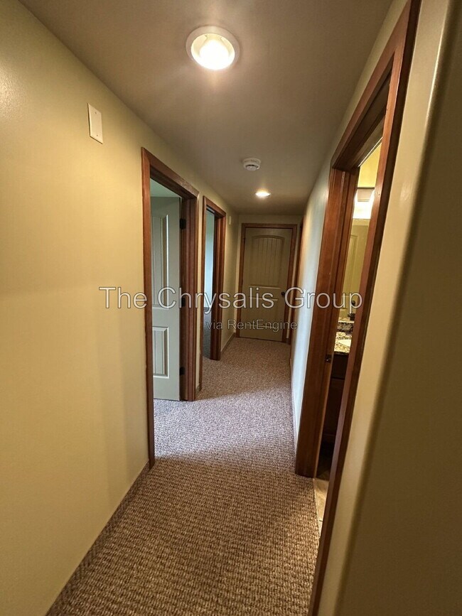 Building Photo - 777 N 3029th Rd