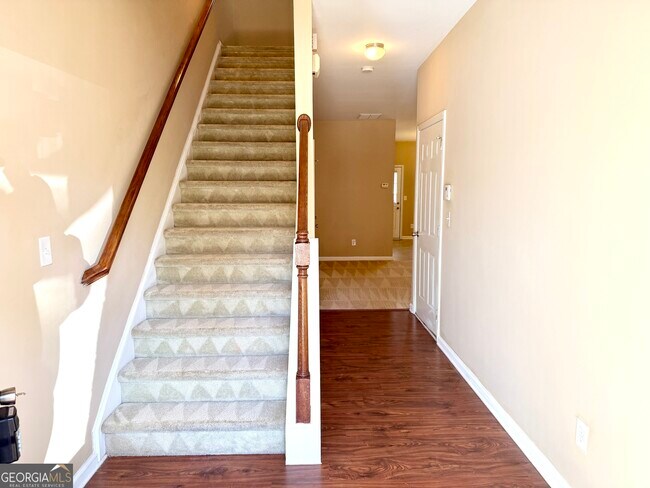 Building Photo - 2390 Camden Oak Way