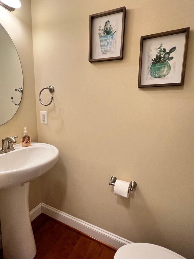 Building Photo - Come Home To This Updated And Convenient 3 Bed 3.5 Bath Townhome In Derwood! Now Available!