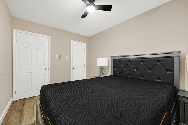 Building Photo - 1603 Welch St