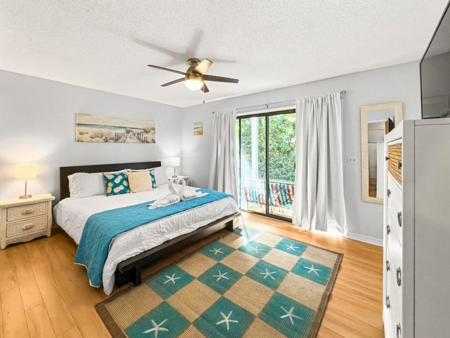 Building Photo - 113 N Myrtle Dr