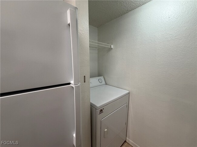 Building Photo - 12520 Equestrian Cir