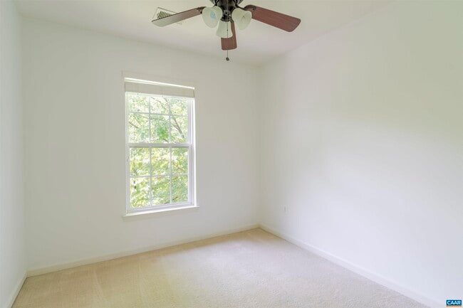 Building Photo - 934 Bing Ln