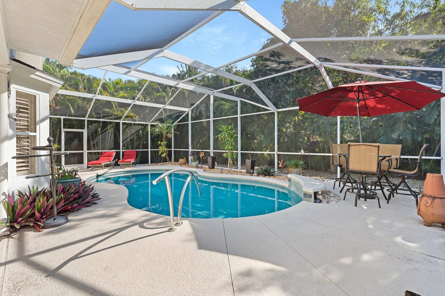 Building Photo - 2548 River Reach Dr