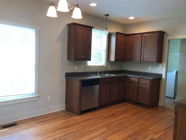 Building Photo - PRE-LEASING FOR AUGUST 9TH, 2026!