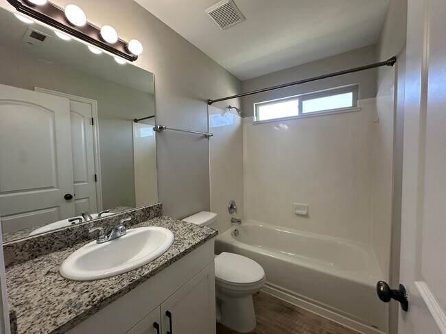 Building Photo - 3528 Newland Loop