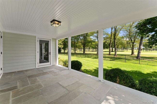 Building Photo - 211 Griffen Ave