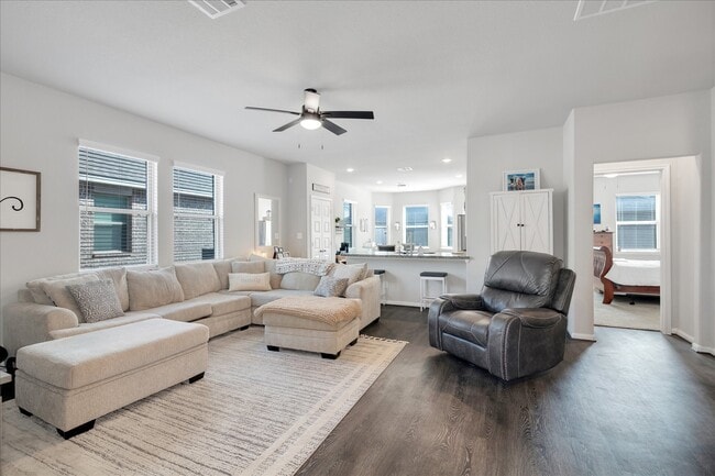 Building Photo - 8426 Moonlight Bay Cir