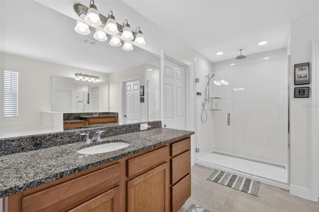 Building Photo - 6070 Sierra Crown St