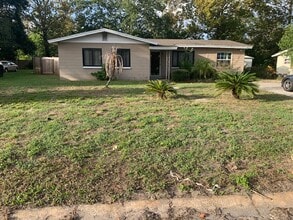 Building Photo - 235 Beall Ave