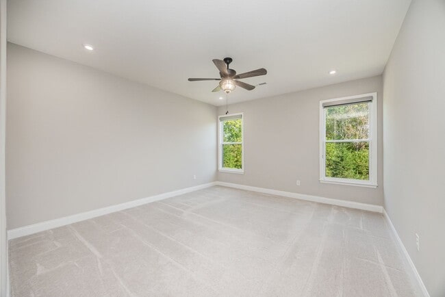 Building Photo - Beautiful 2 Bedroom, 2 Bath home + flex ro...