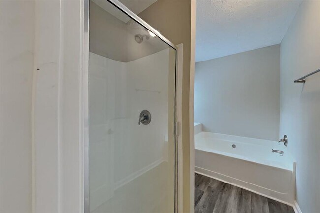 Building Photo - 1662 Maple Trace Ct