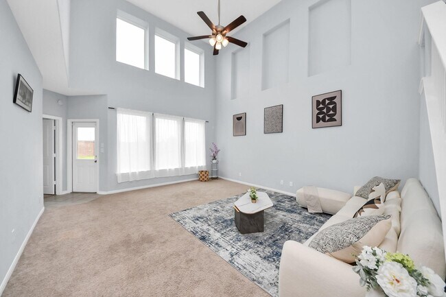 Building Photo - 208 Salange Ln