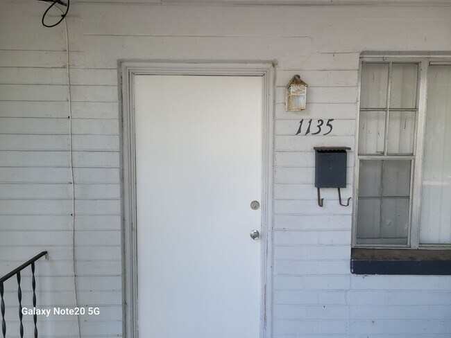 Building Photo - Martha Drive Triplex (3)