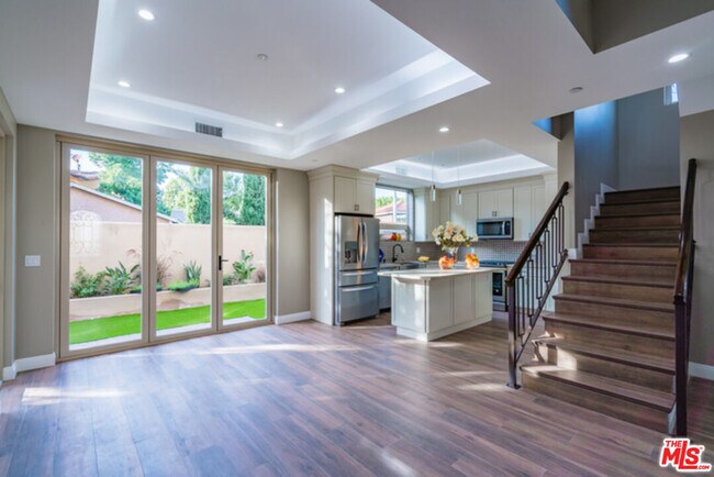 Building Photo - 3035 Wesley St