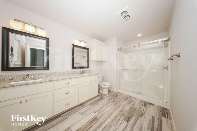 Building Photo - 4409 Hunterfield Ave