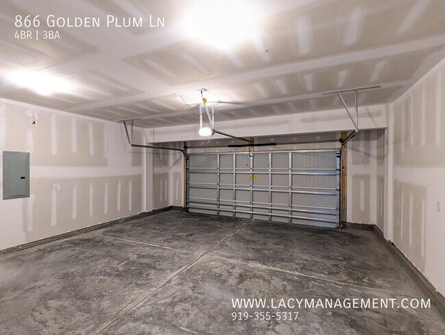 Building Photo - 866 Golden Plum Ln