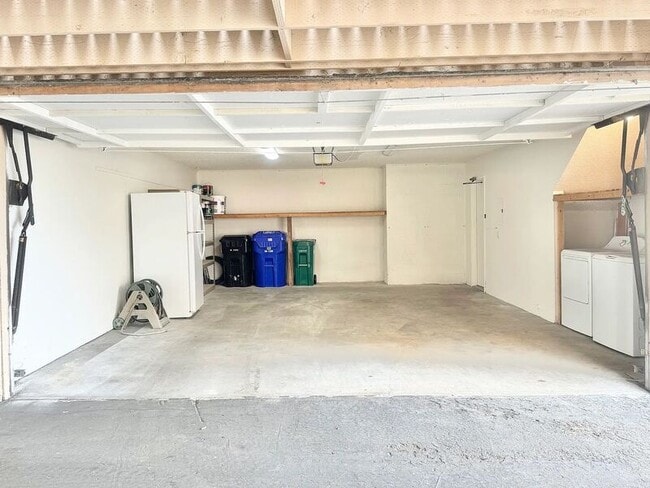 Building Photo - 8316 Via Sonoma