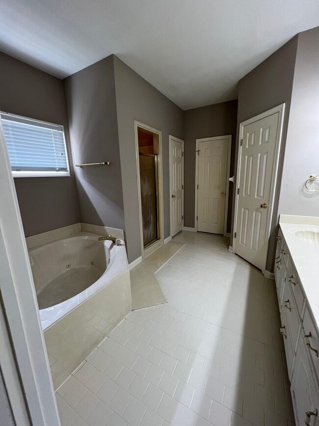 Building Photo - 1676 Von Hall Dr
